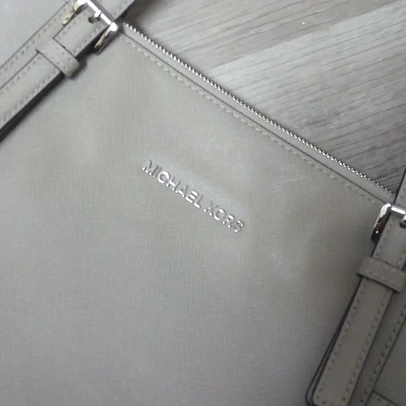 Michael Kors Light Gray Tote Bag - Picture 2 of 6
